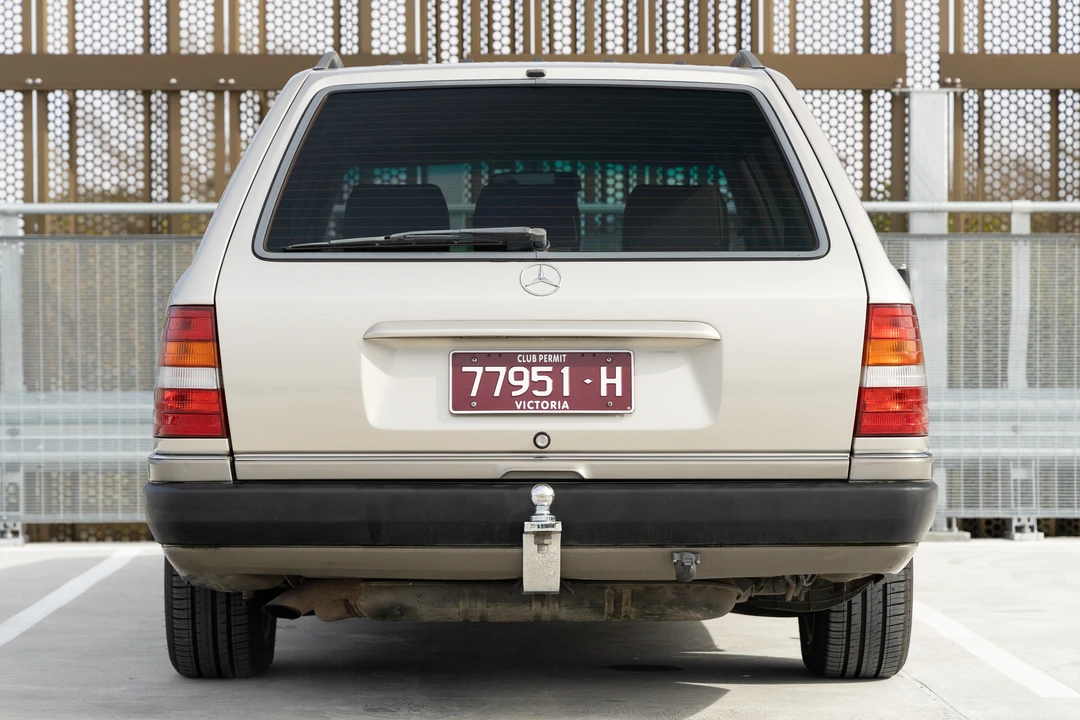 1990 Mercedes-Benz W124 E-Class - Image 15 of 31