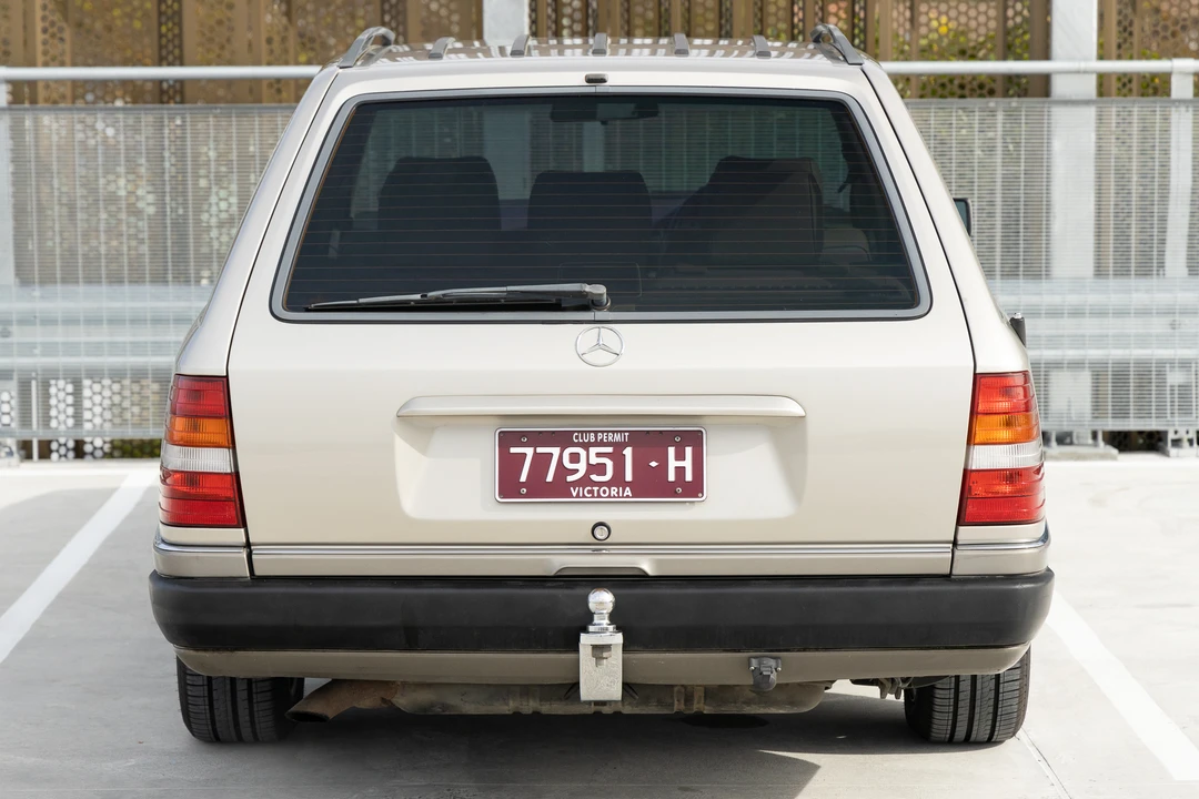 1990 Mercedes-Benz W124 E-Class - Image 7 of 31