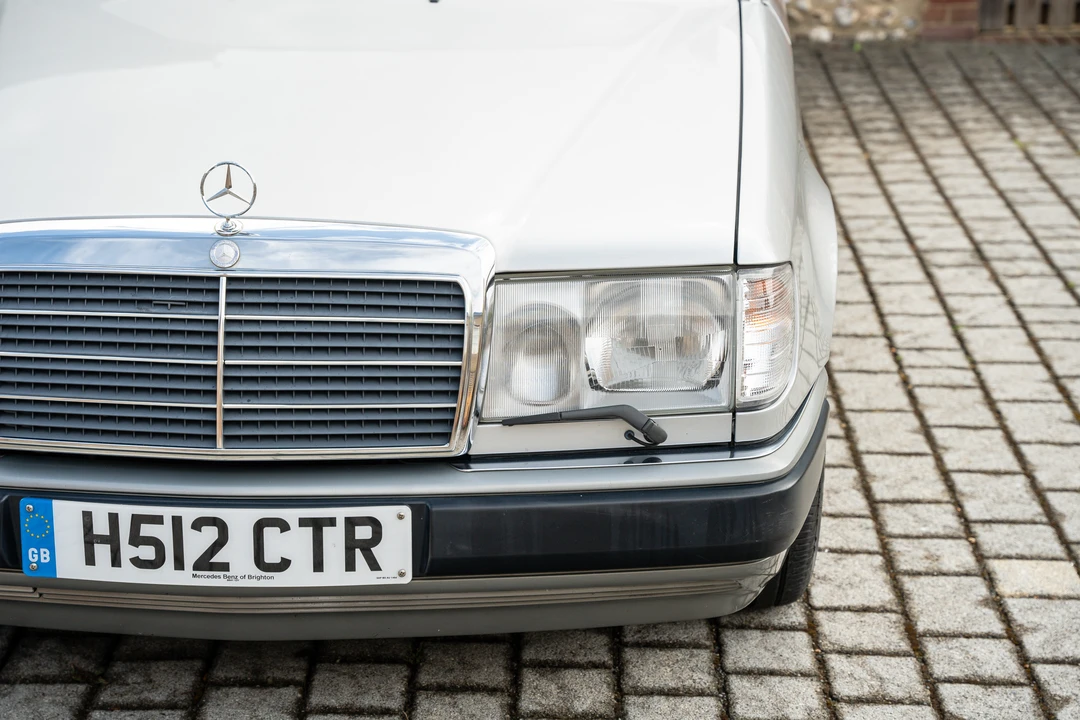 1990 Mercedes-Benz W124 E-Class - Image 25 of 31
