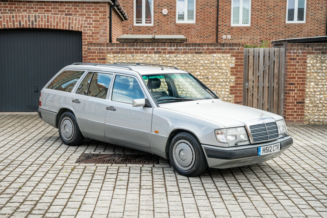 1990 Mercedes-Benz W124 E-Class - Image 12 of 31