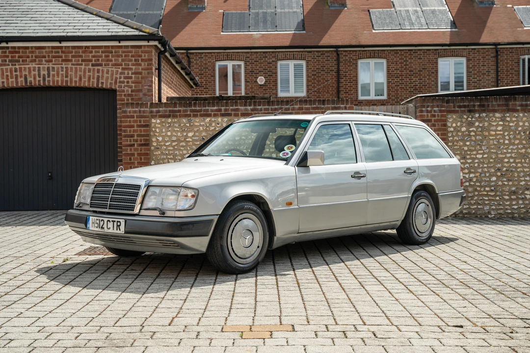 1990 Mercedes-Benz W124 E-Class - Image 10 of 31