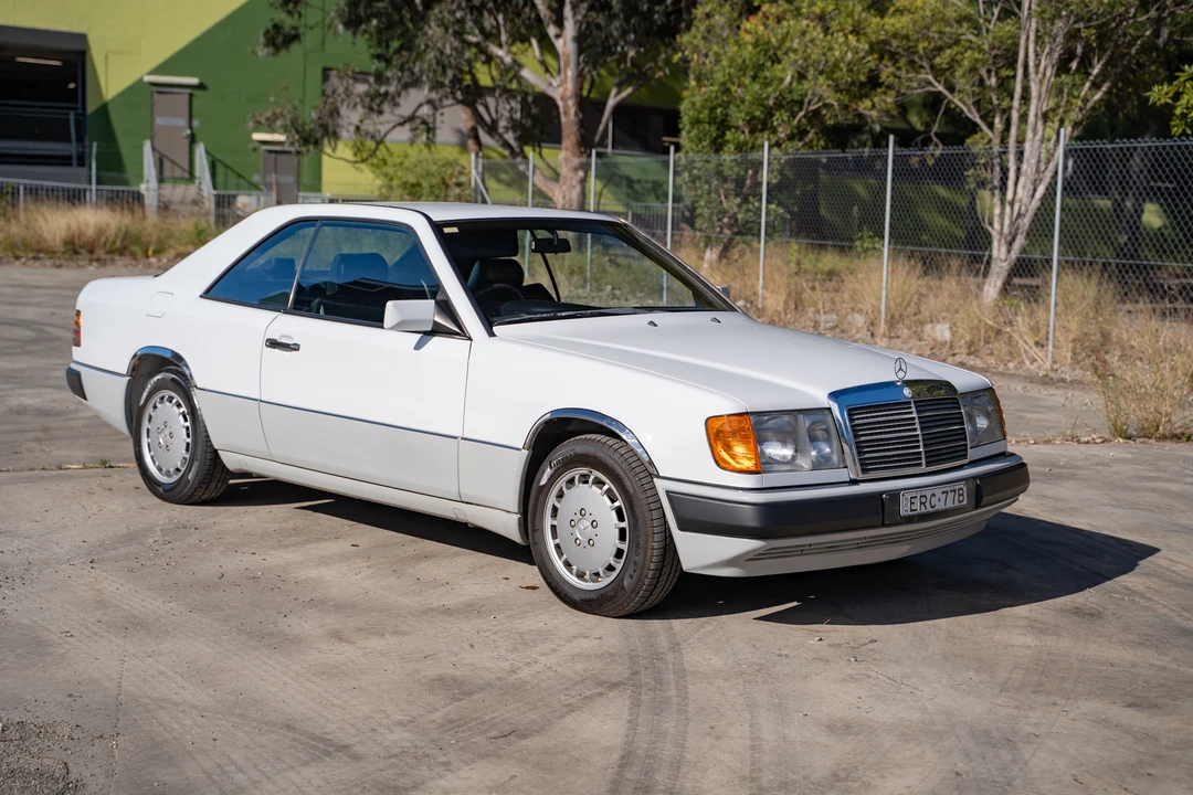 1990 Mercedes-Benz W124 E-Class - Image 10 of 31
