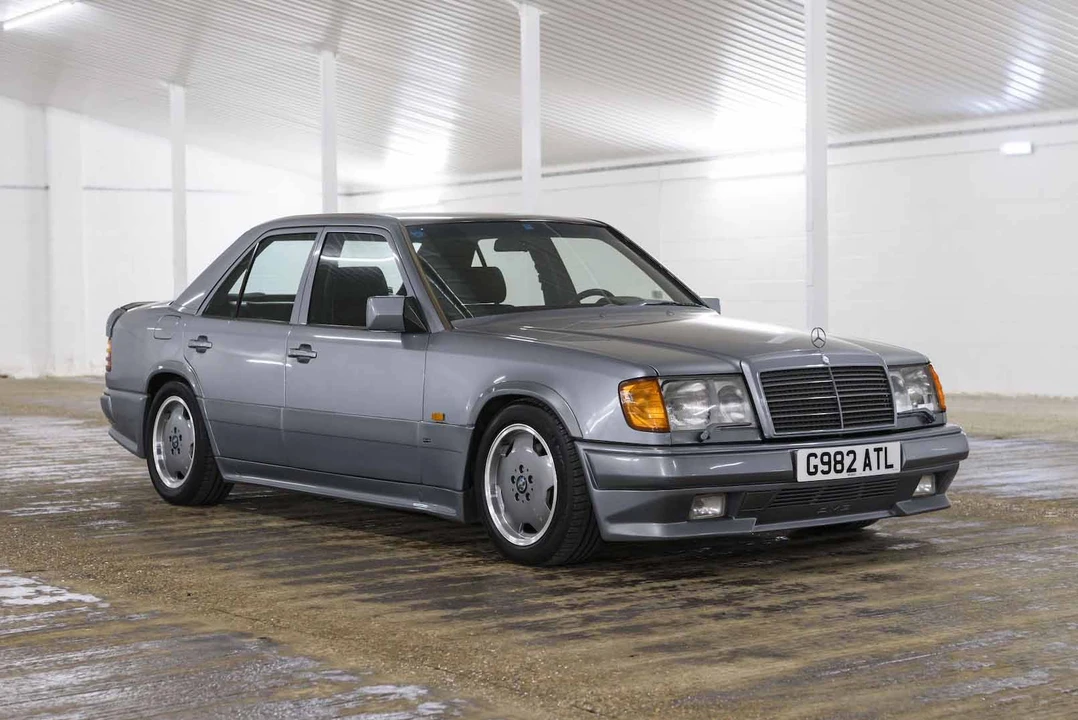 1990 Mercedes-Benz W124 E-Class - Image 2 of 2