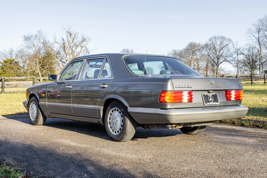 1990 Mercedes-Benz 450SEL - Image 18 of 31