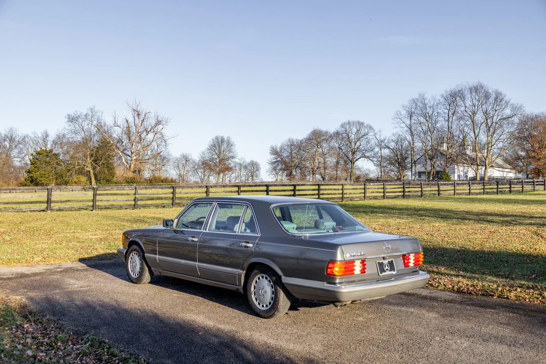 1990 Mercedes-Benz 450SEL - Image 21 of 31
