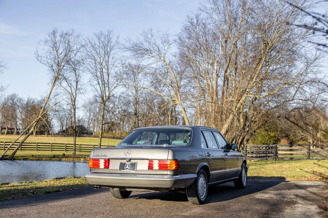 1990 Mercedes-Benz 450SEL - Image 10 of 31