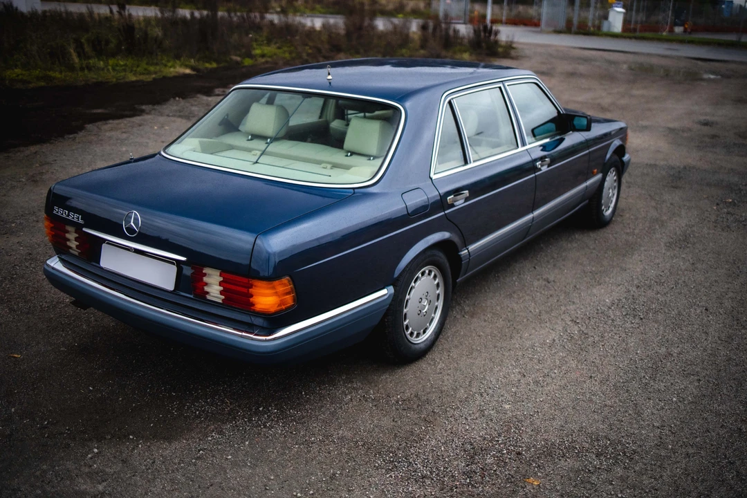 1990 Mercedes-Benz 450SEL - Image 16 of 31