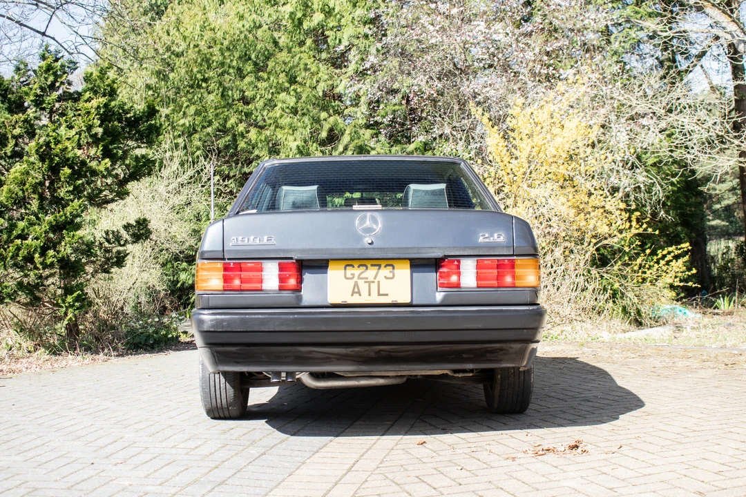 1990 Mercedes-Benz 190E - Image 15 of 31