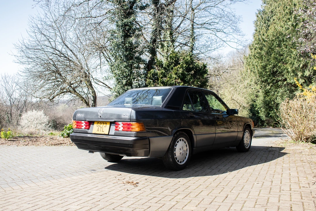 1990 Mercedes-Benz 190E - Image 13 of 31