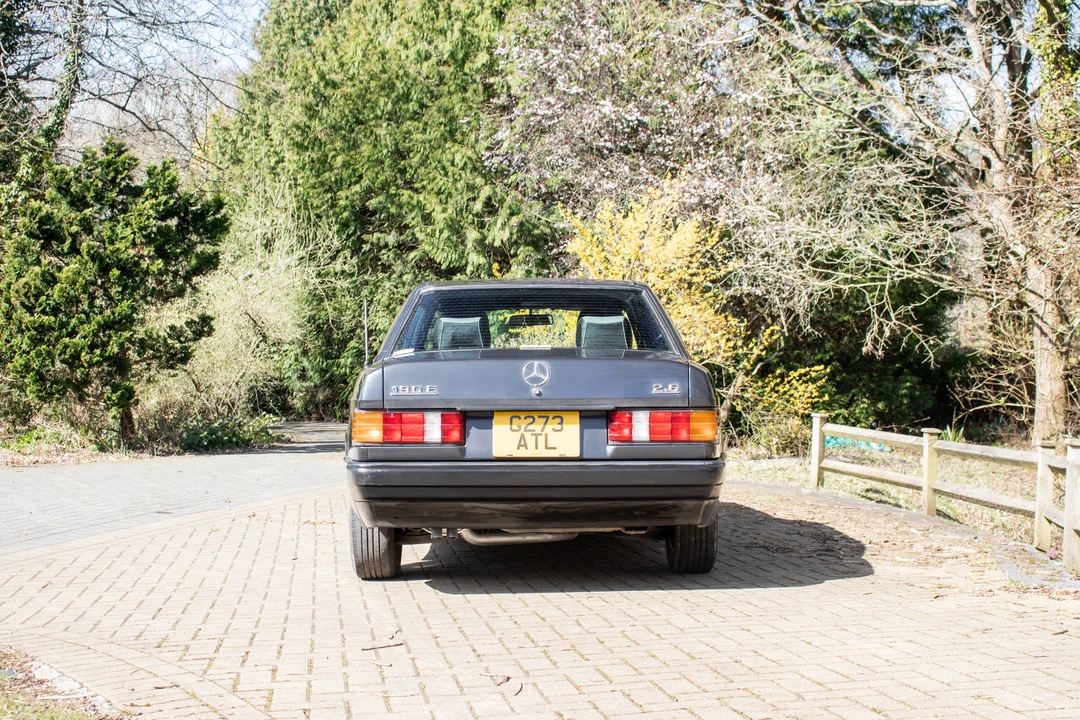 1990 Mercedes-Benz 190E - Image 24 of 31