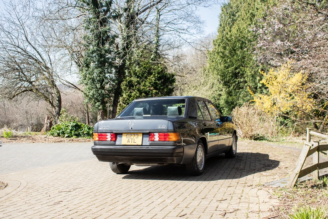 1990 Mercedes-Benz 190E - Image 26 of 31