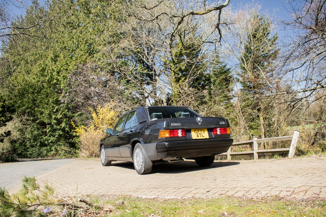 1990 Mercedes-Benz 190E - Image 17 of 31