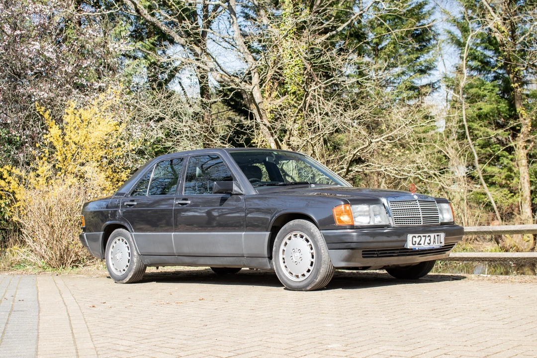 1990 Mercedes-Benz 190E - Image 10 of 31