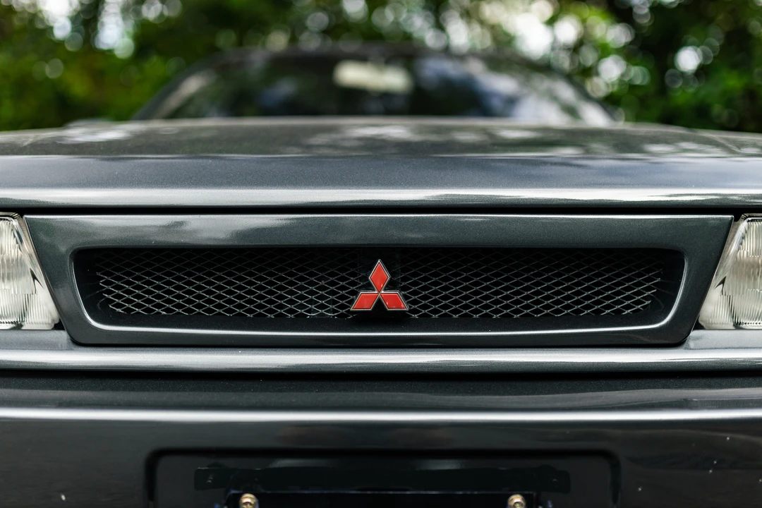 1990 Mitsubishi Galant 6th Gen - Image 17 of 31