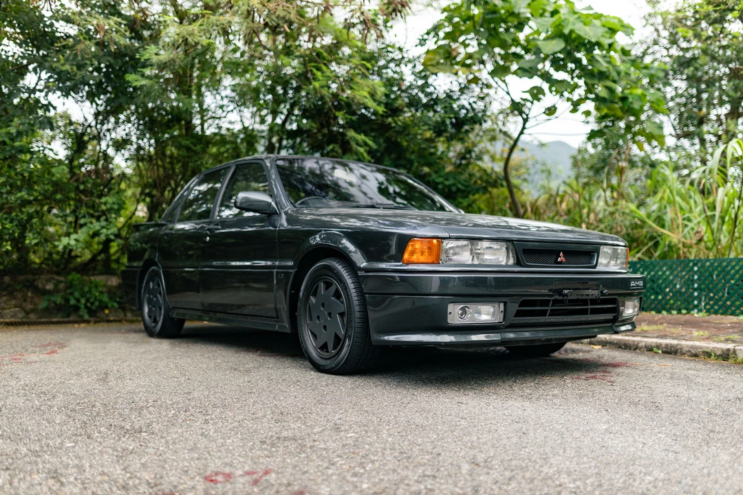 1990 Mitsubishi Galant 6th Gen - Image 4 of 31