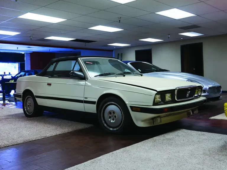 1990 Maserati 222 - Image 2 of 2