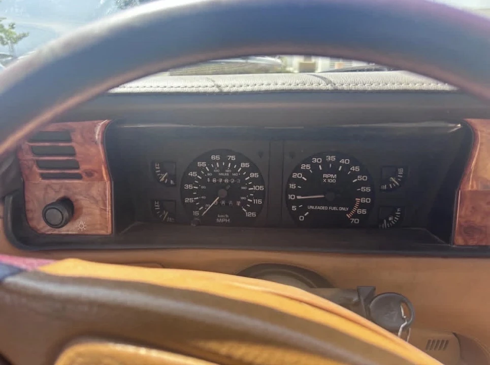 1990 Maserati 222 - Image 11 of 15