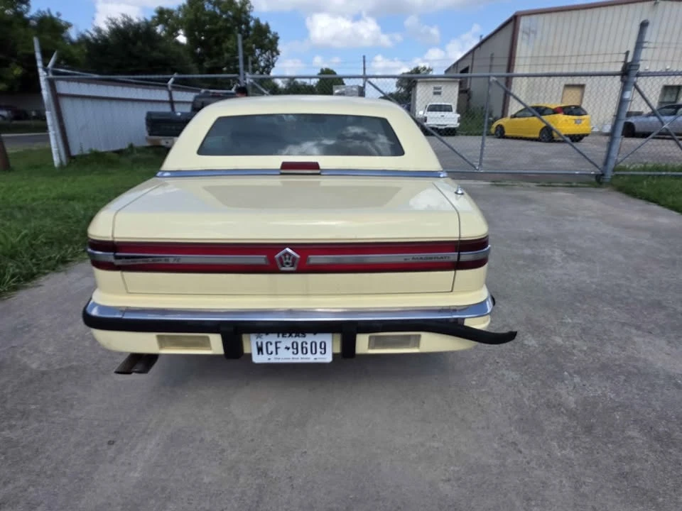 1990 Maserati 222 - Image 3 of 5