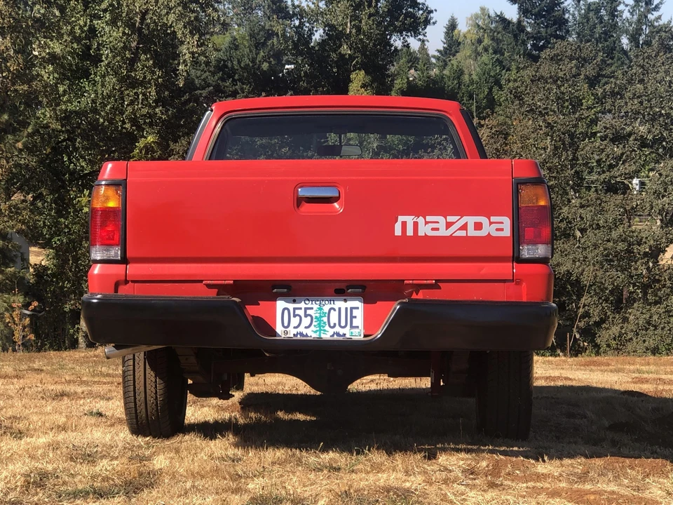 1990 Mazda B Series 4th Gen - Image 17 of 31