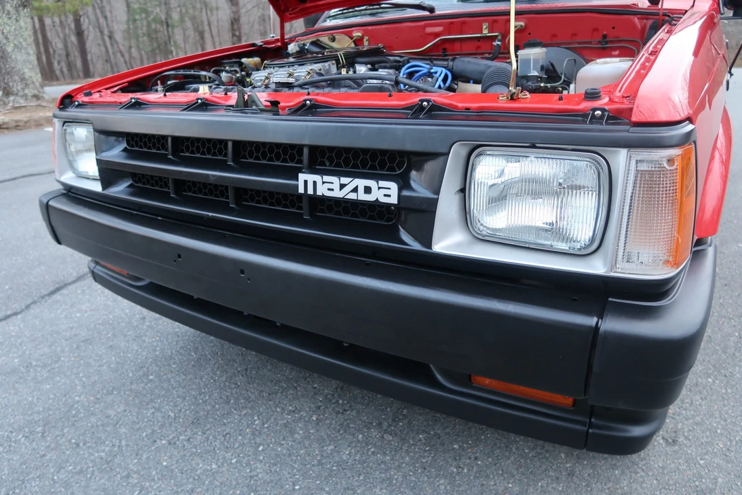 1990 Mazda B Series 4th Gen - Image 15 of 31