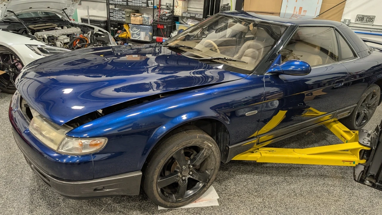 1990 Mazda JC Cosmo - Image 18 of 21
