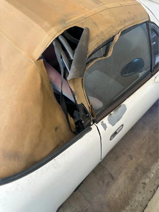 1990 Mazda NA MX-5 Miata - Image 6 of 10