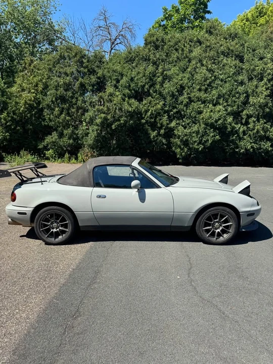 1990 Mazda NA MX-5 Miata - Image 5 of 7