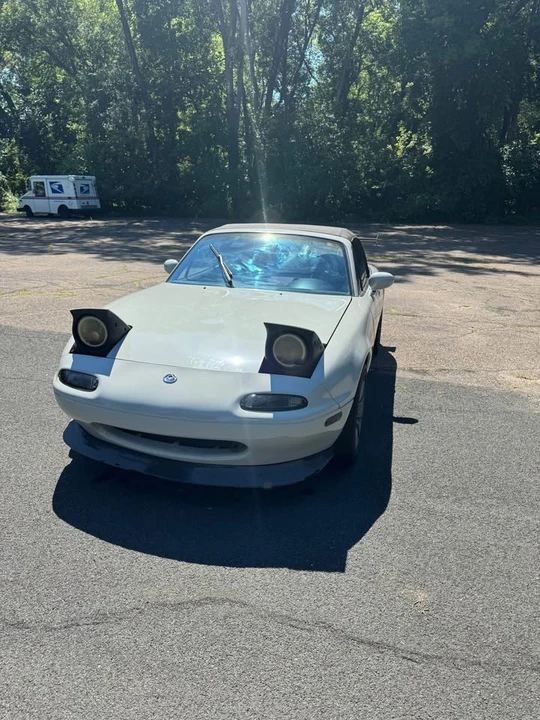 1990 Mazda NA MX-5 Miata - Image 2 of 7