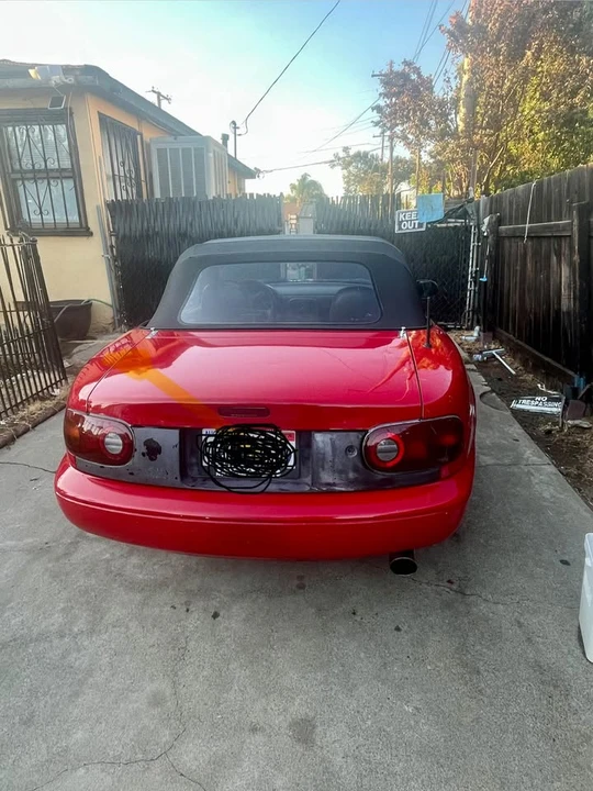 1990 Mazda NA MX-5 Miata - Image 4 of 5