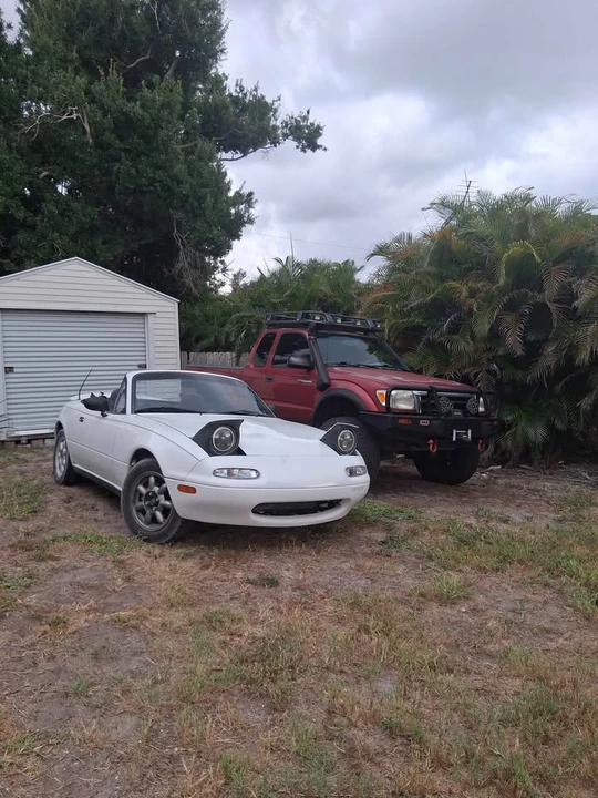 1990 Mazda NA MX-5 Miata - Image 2 of 4