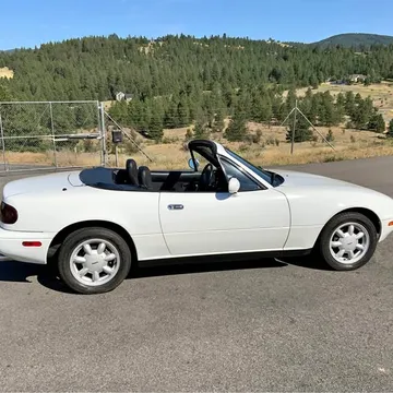 1990 Mazda MX-5 Miata Club Convertible