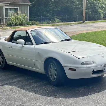 1990 Mazda MX-5 Miata RF Club Convertible 2D