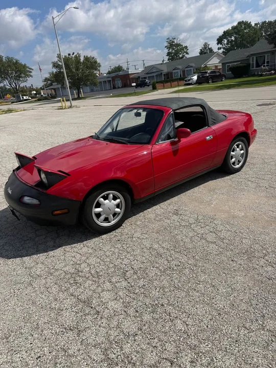 1990 Mazda NA MX-5 Miata - Image 2 of 11