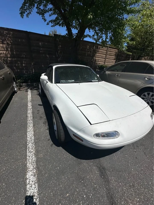 1990 Mazda NA MX-5 Miata - Image 3 of 9