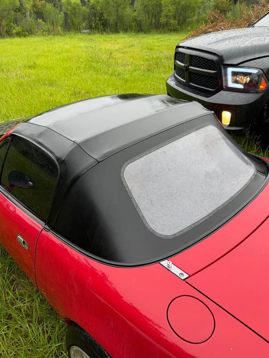 1990 Mazda NA MX-5 Miata - Image 11 of 16