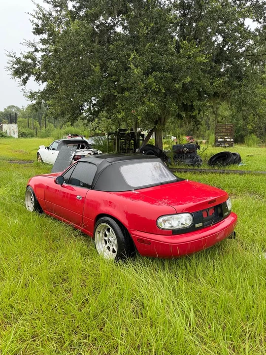 1990 Mazda NA MX-5 Miata - Image 4 of 16
