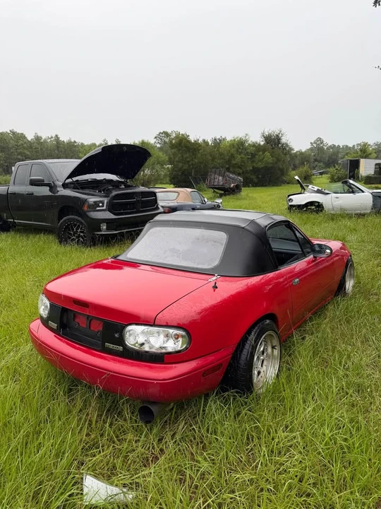 1990 Mazda NA MX-5 Miata - Image 7 of 16