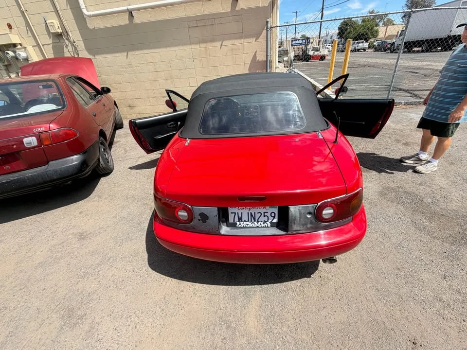 1990 Mazda NA MX-5 Miata - Image 6 of 7