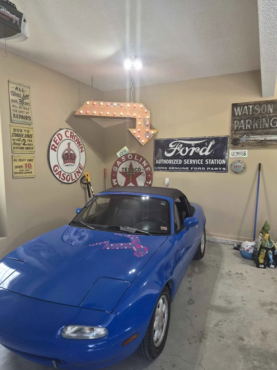 1990 Mazda NA MX-5 Miata - Image 13 of 14