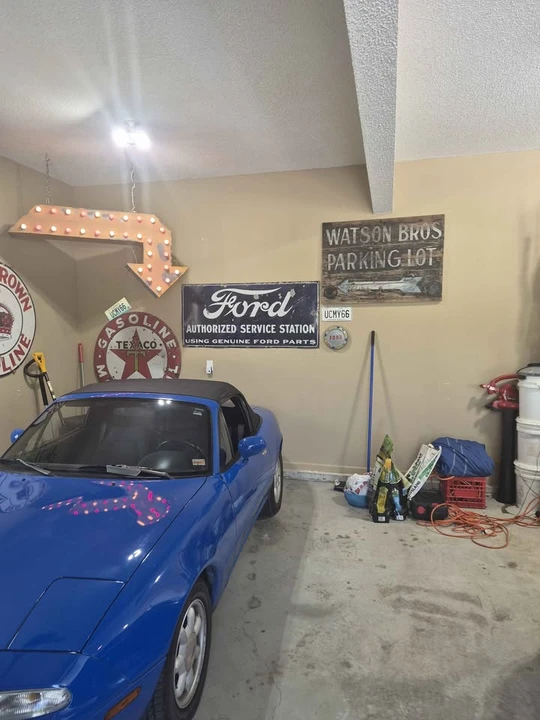 1990 Mazda NA MX-5 Miata - Image 14 of 14