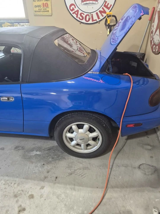 1990 Mazda NA MX-5 Miata - Image 12 of 14
