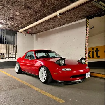 1990 Mazda MX-5 Miata RF