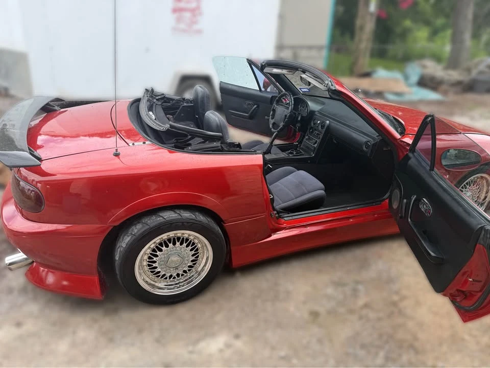 1990 Mazda NA MX-5 Miata - Image 5 of 7