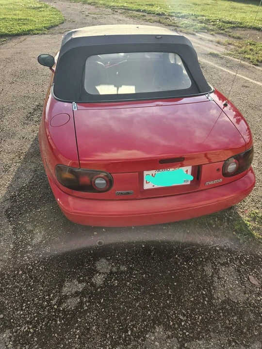 1990 Mazda NA MX-5 Miata - Image 8 of 11