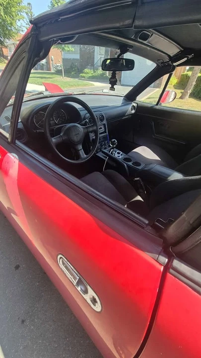 1990 Mazda NA MX-5 Miata - Image 7 of 9
