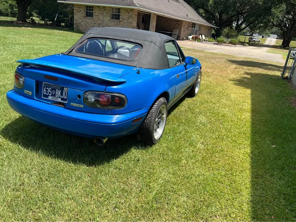 1990 Mazda NA MX-5 Miata - Image 2 of 15