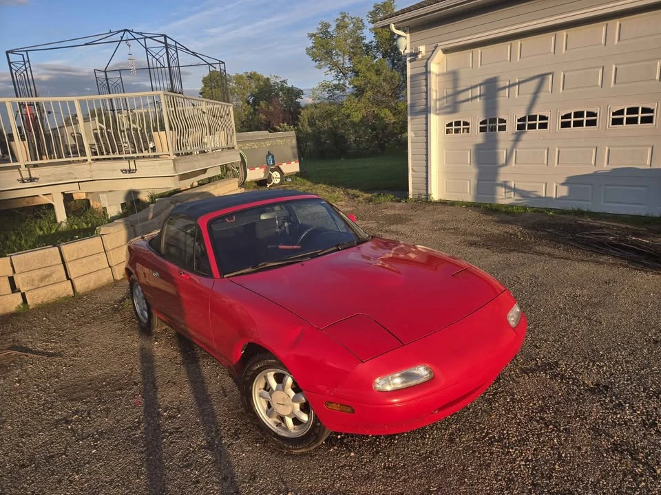 1990 Mazda NA MX-5 Miata - Image 4 of 11