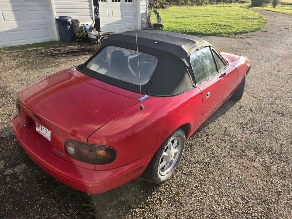 1990 Mazda NA MX-5 Miata - Image 10 of 11