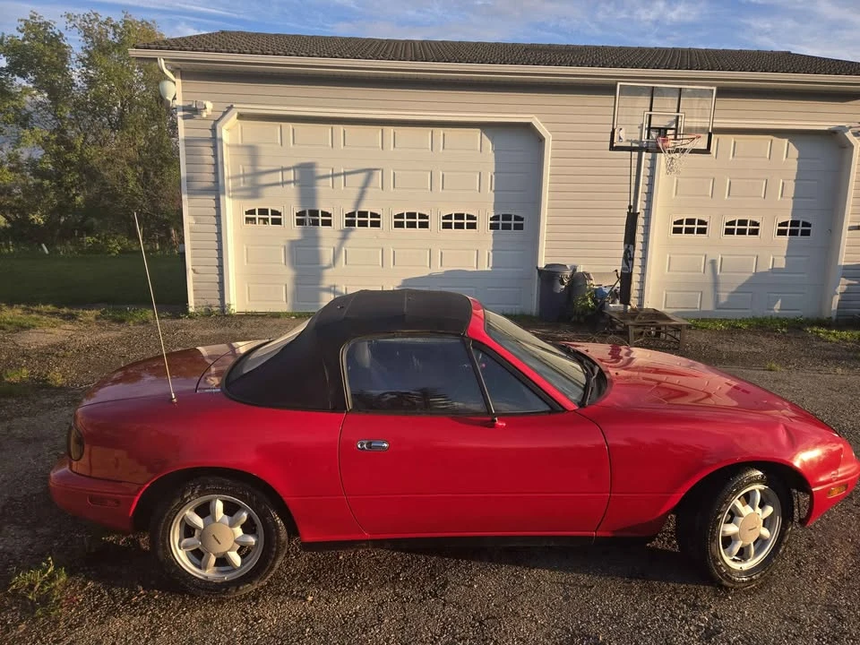 1990 Mazda NA MX-5 Miata - Image 2 of 11