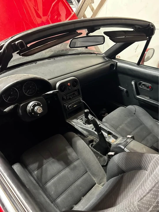 1990 Mazda NA MX-5 Miata - Image 6 of 9